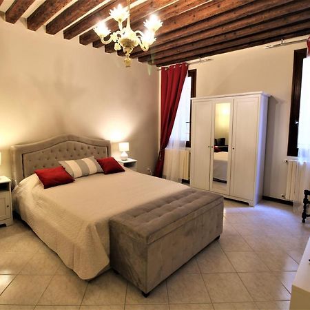 Central And Spacious Apartment Venezia Eksteriør bilde
